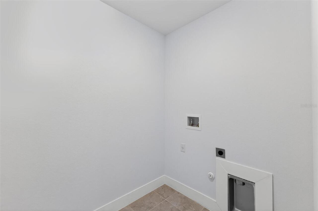Listing Photo 34