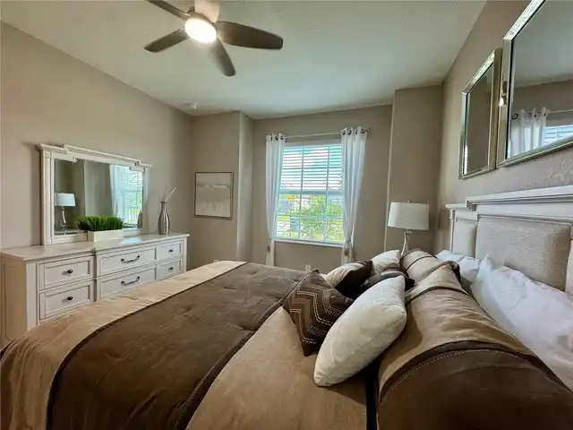 Listing Photo 14