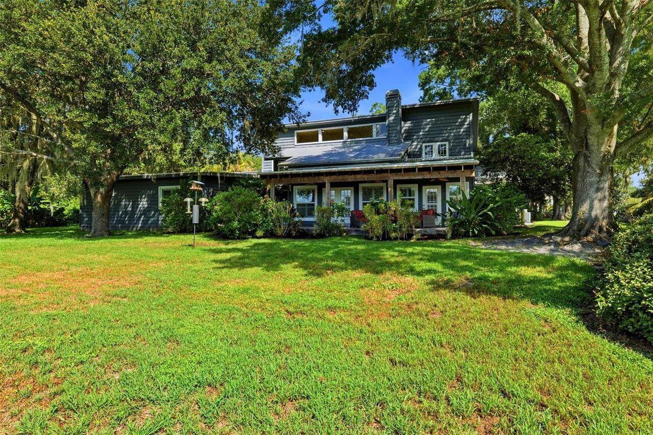 Listing Photo 12