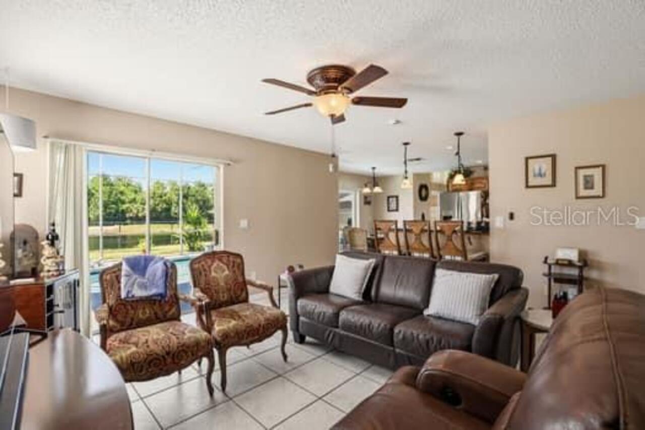 Listing Photo 10