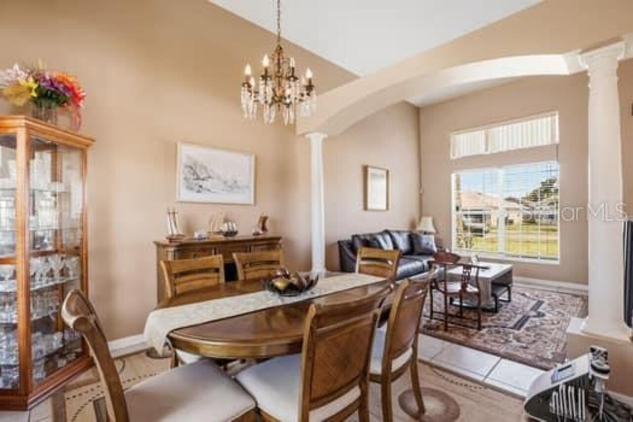 Listing Photo 11