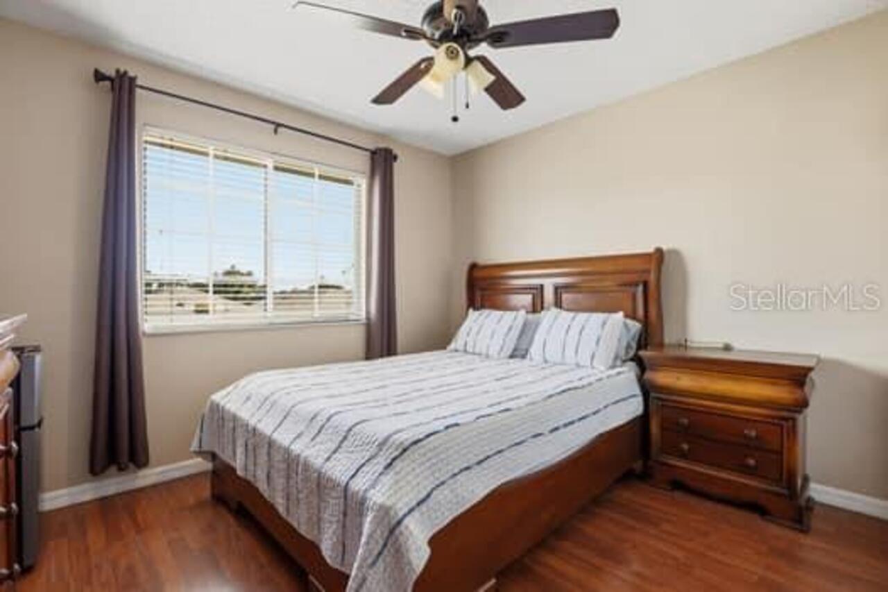 Listing Photo 25