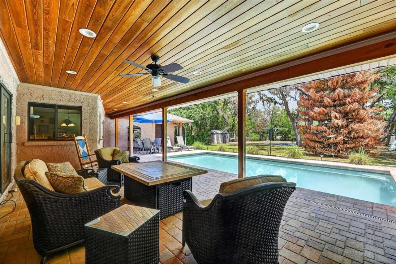 Listing Photo 15
