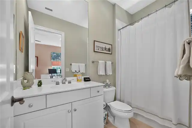 Listing Photo 15