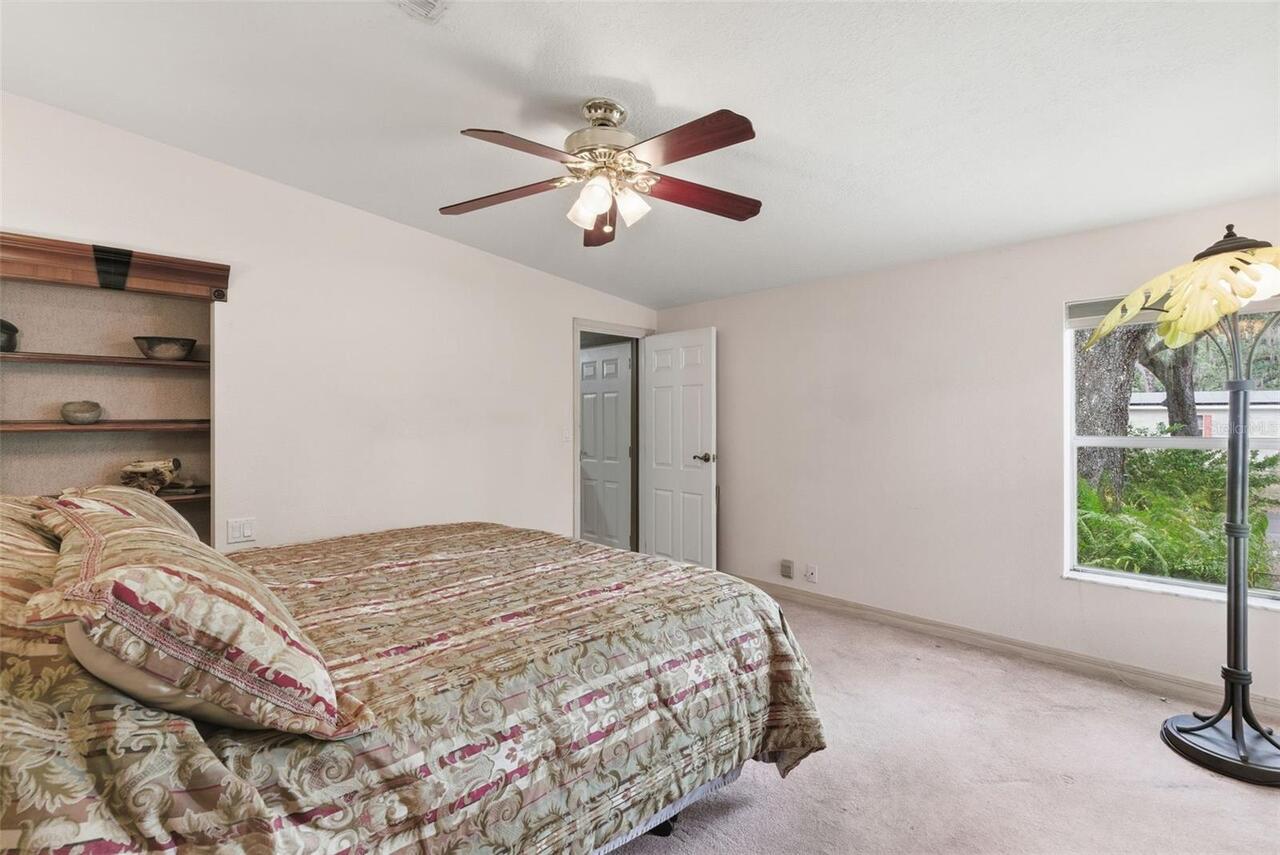 Listing Photo 15