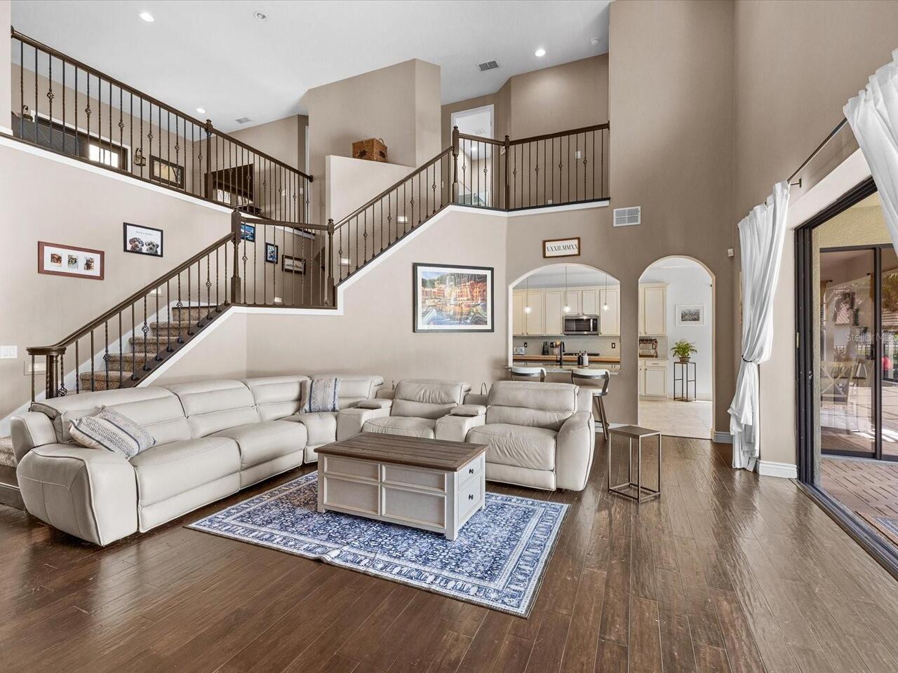 Listing Photo 11