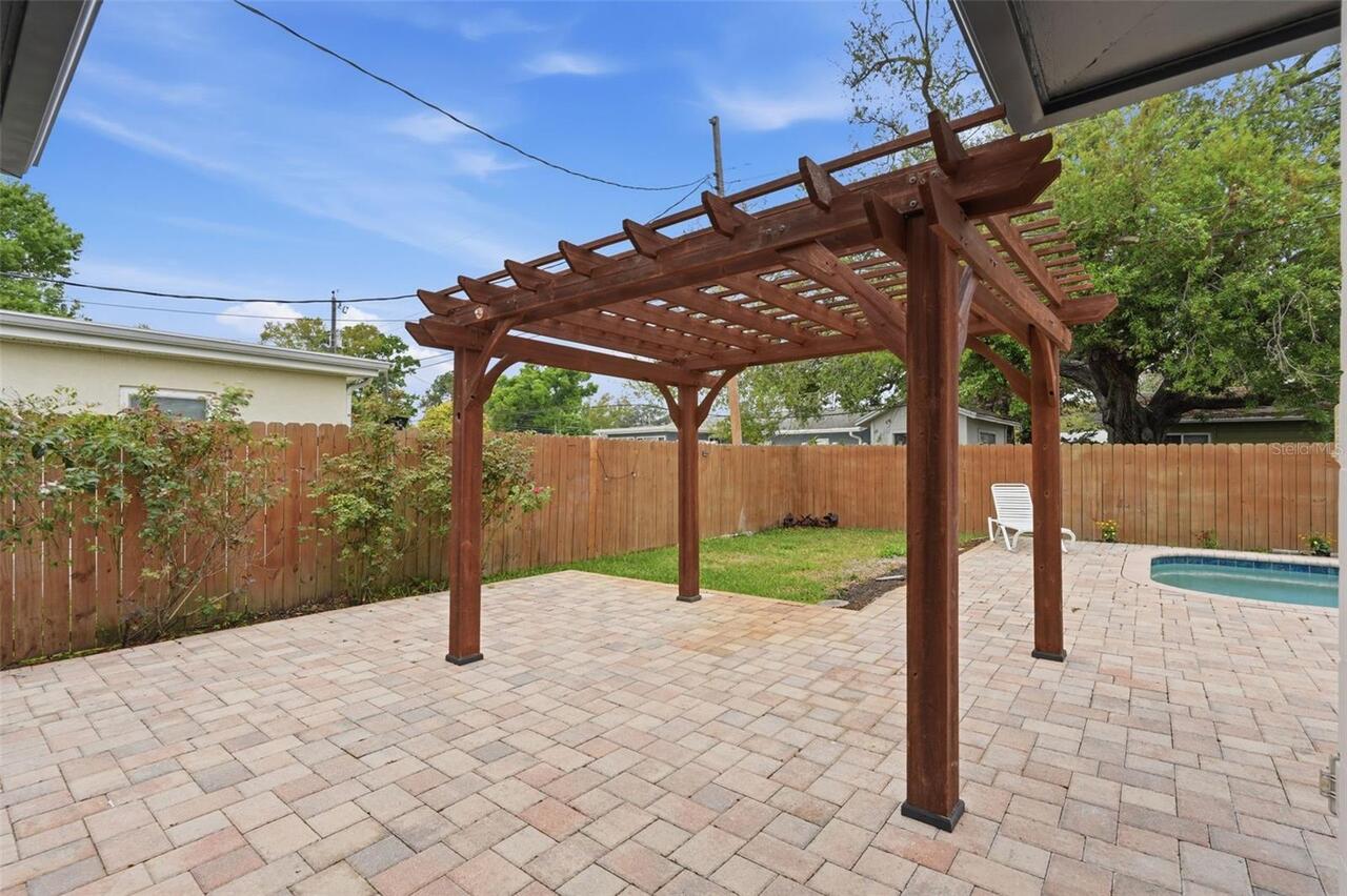 Listing Photo 33