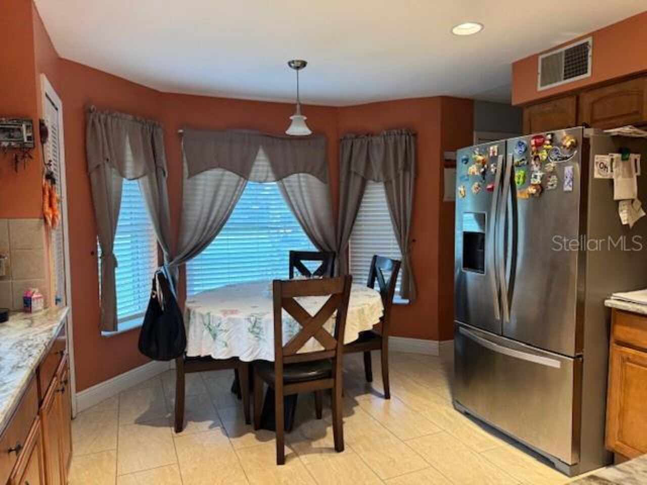 Listing Photo 12