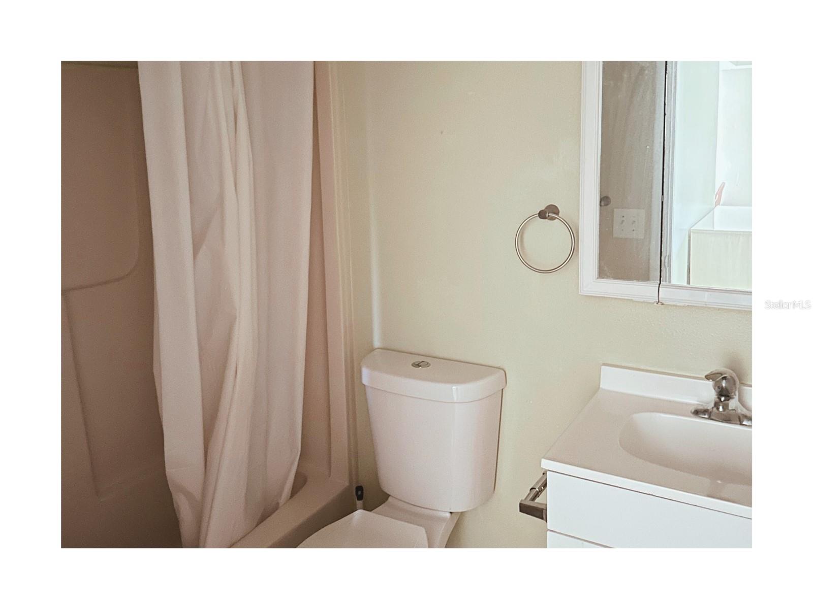 Listing Photo 9