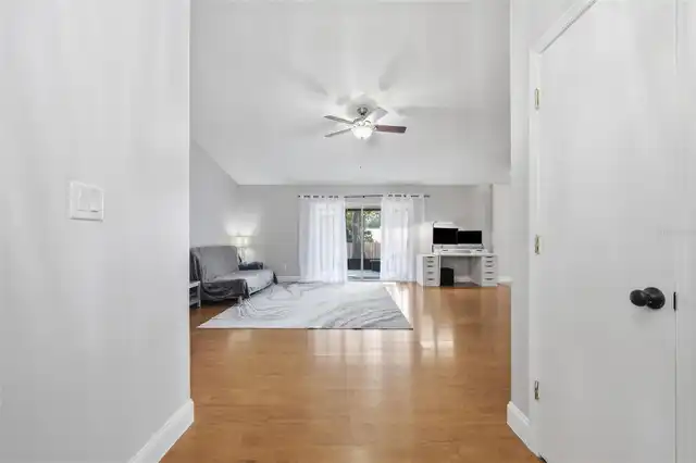 Listing Photo 7