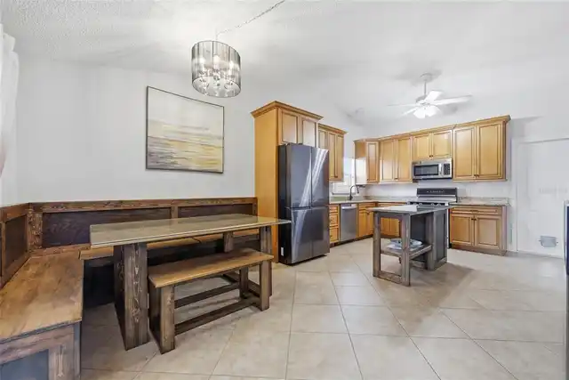 Listing Photo 15