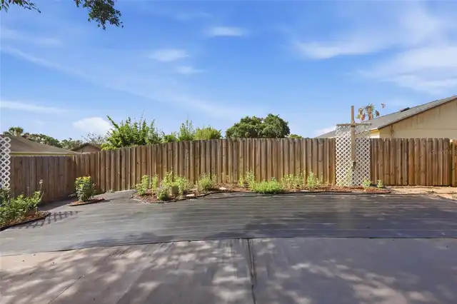 Listing Photo 33