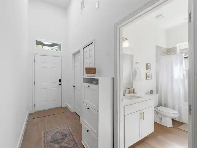 Listing Photo 6