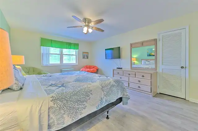 Listing Photo 30