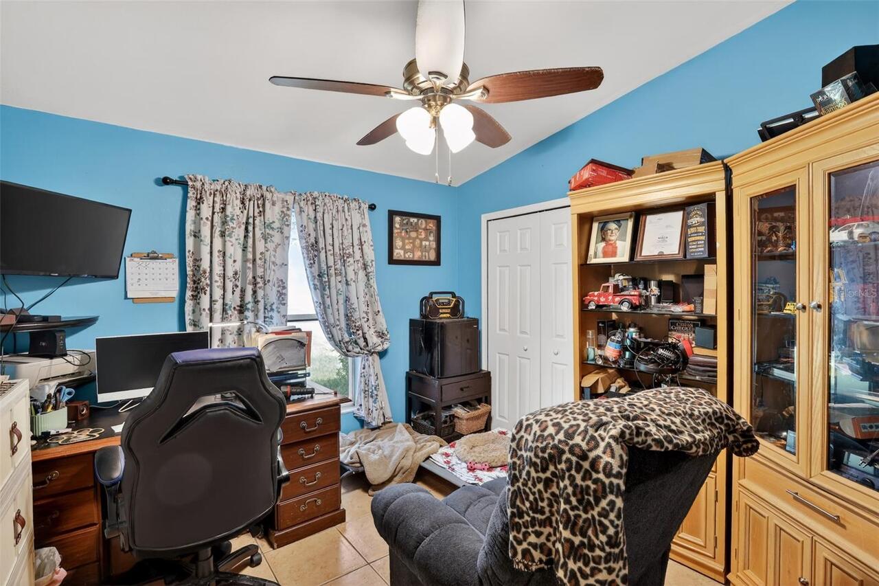 Listing Photo 17