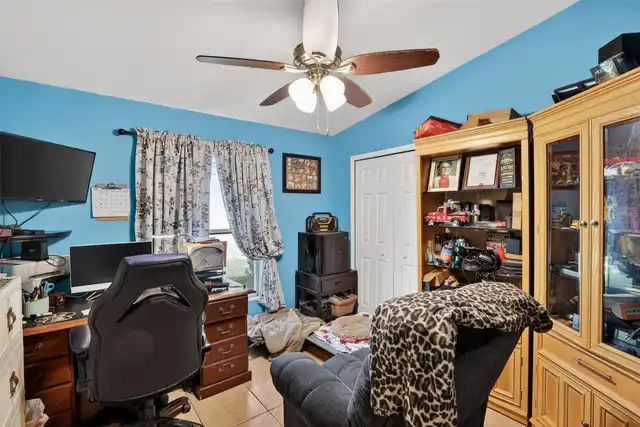 Listing Photo 17