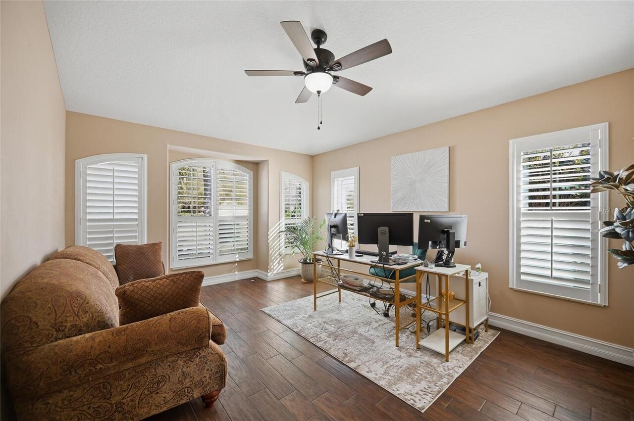 Listing Photo 9