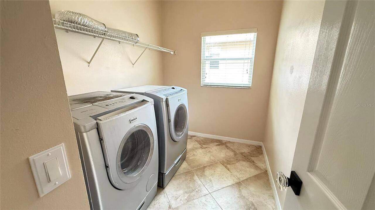 Listing Photo 9