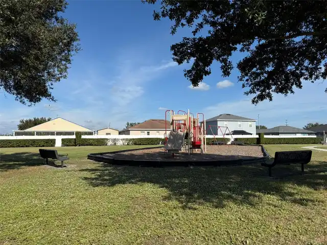 Listing Photo 33