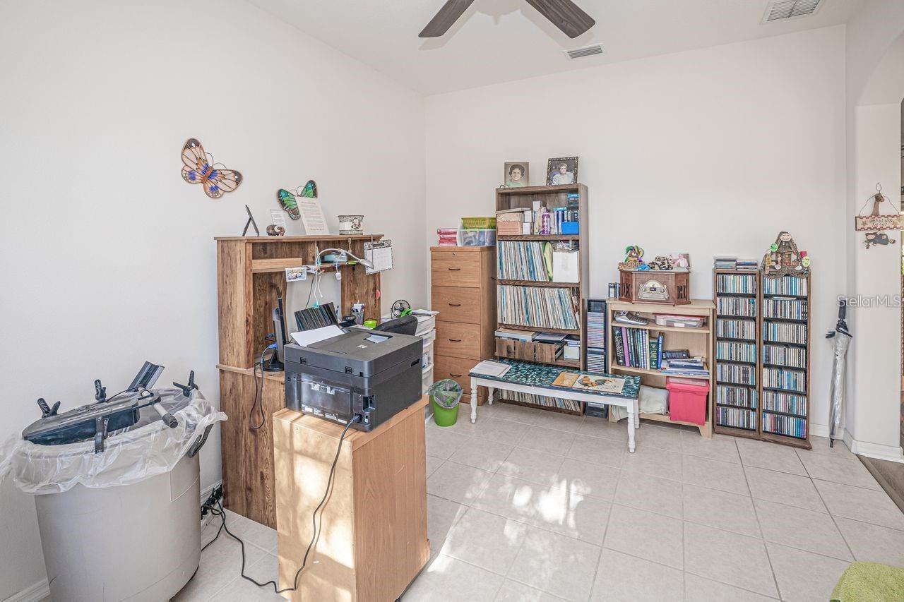 Listing Photo 16