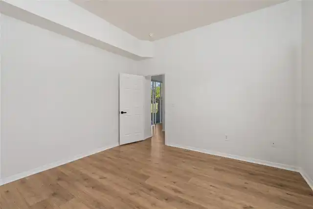 Listing Photo 31