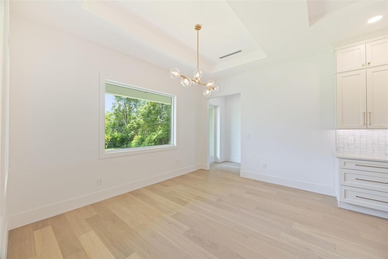 Listing Photo 24