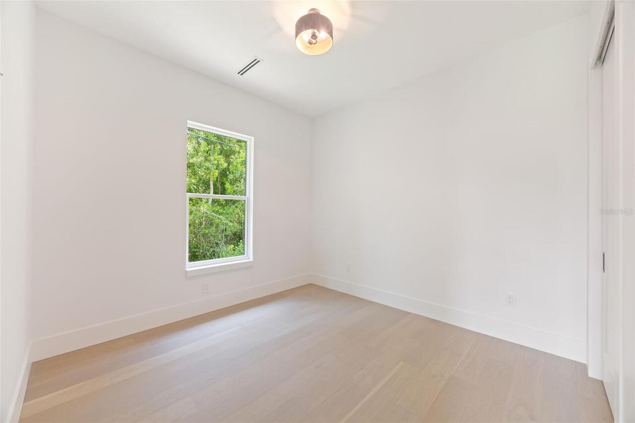 Listing Photo 44