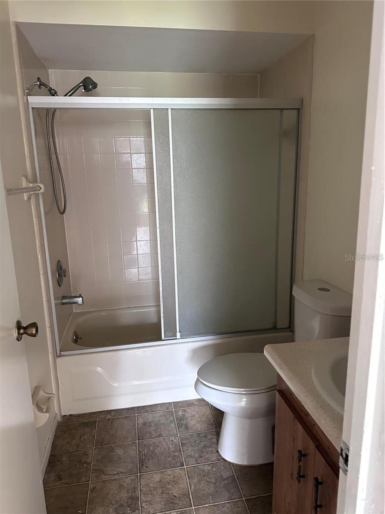 Listing Photo 16