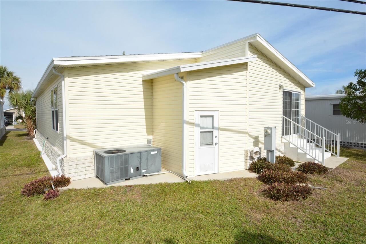 Listing Photo 16