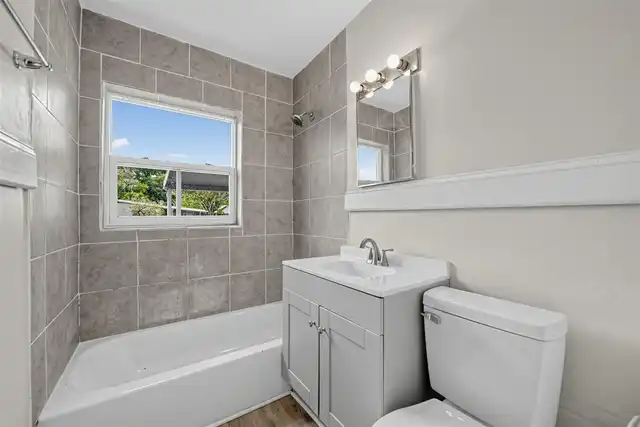 Listing Photo 25