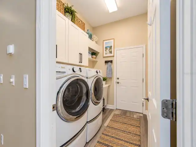 Listing Photo 42