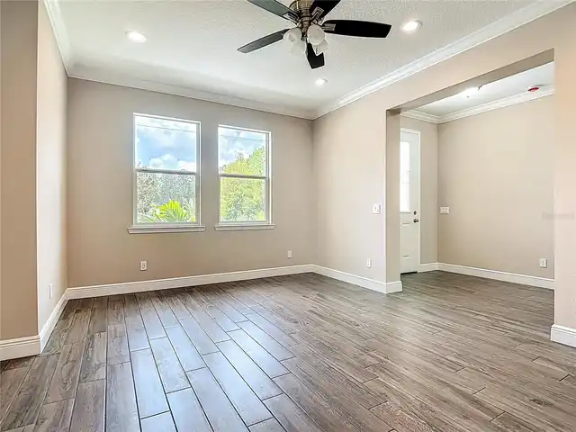 Listing Photo 32