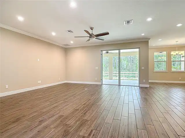 Listing Photo 33