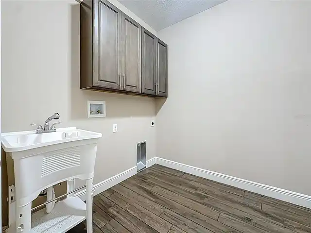 Listing Photo 40