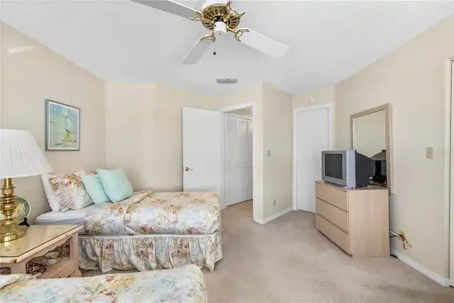 Listing Photo 33