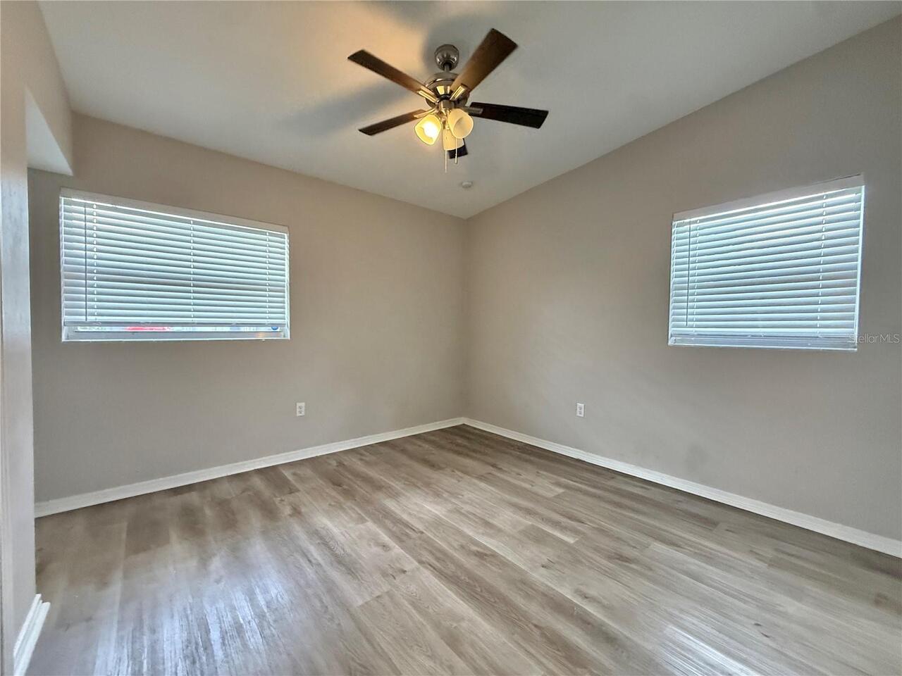 Listing Photo 7