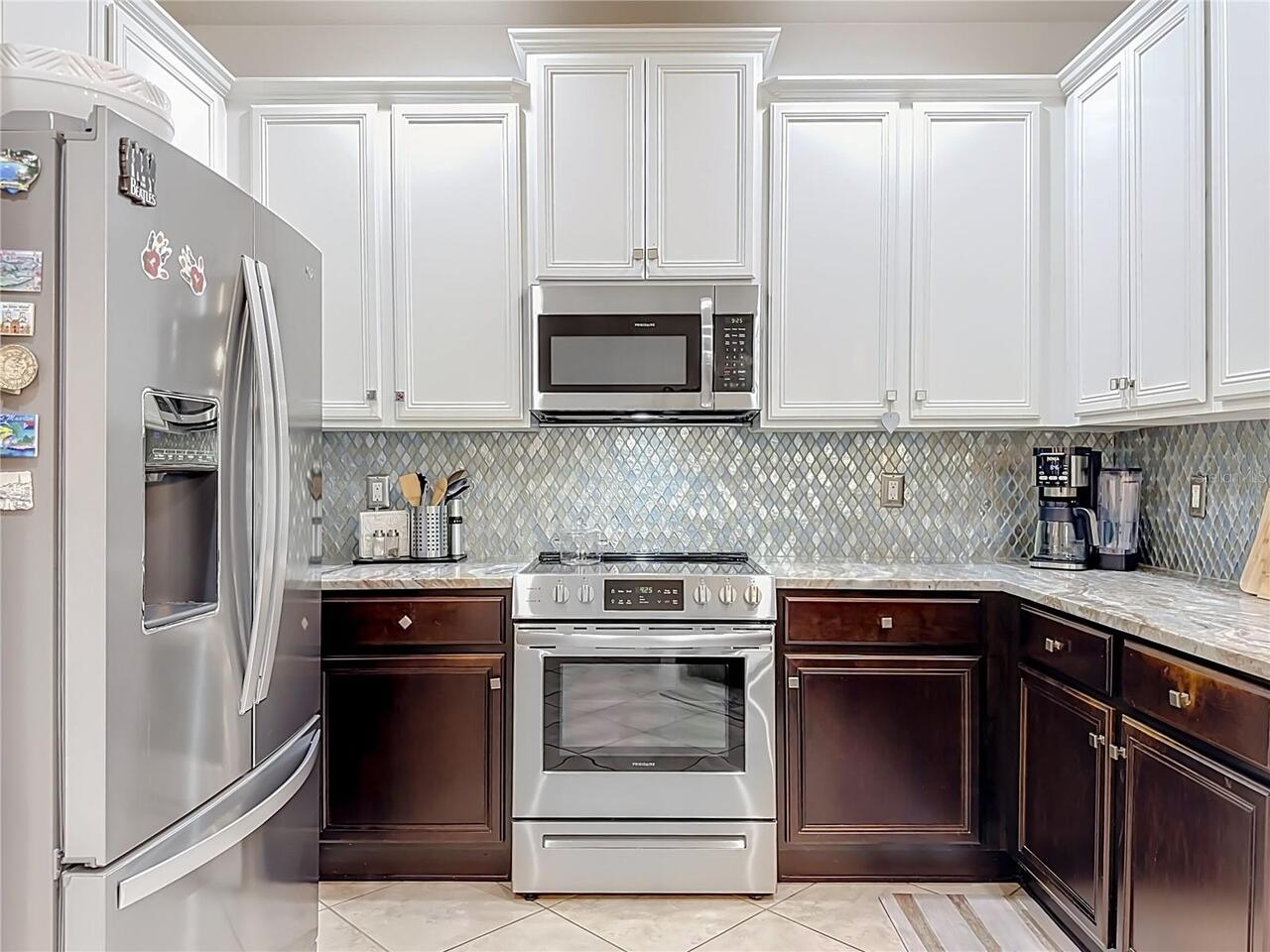 Listing Photo 10