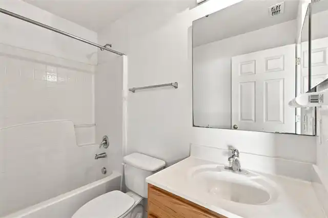 Listing Photo 42