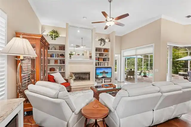 Listing Photo 8