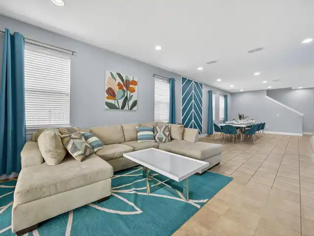 Listing Photo 7