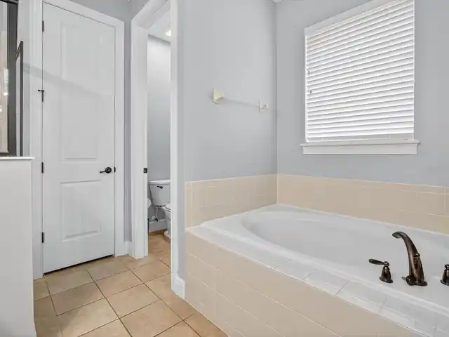 Listing Photo 19