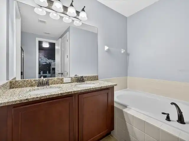 Listing Photo 43
