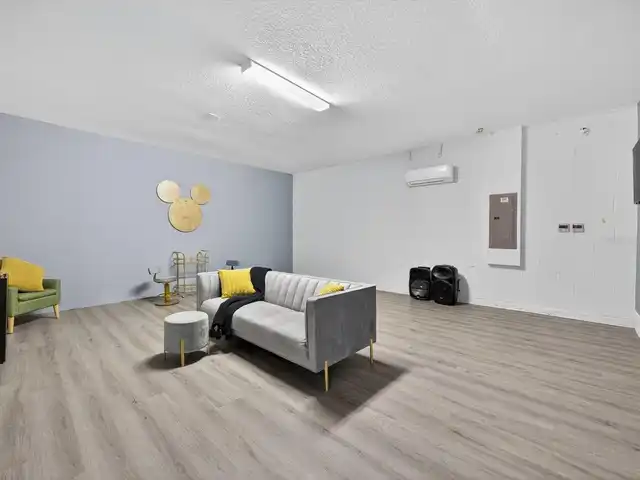 Listing Photo 52