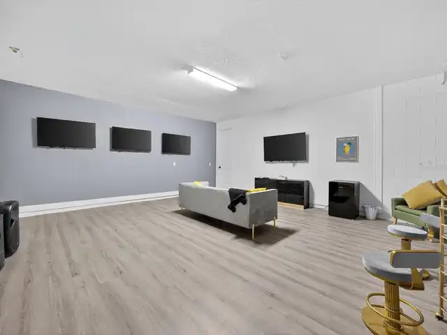 Listing Photo 53