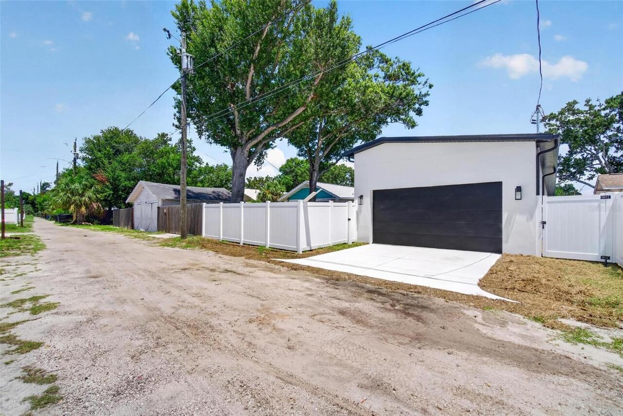Listing Photo 35