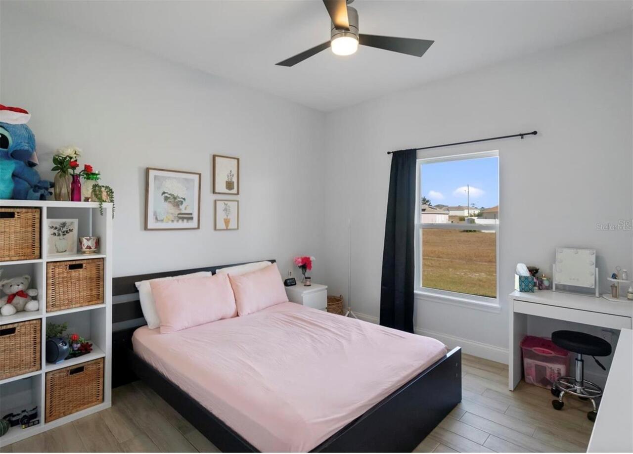 Listing Photo 16