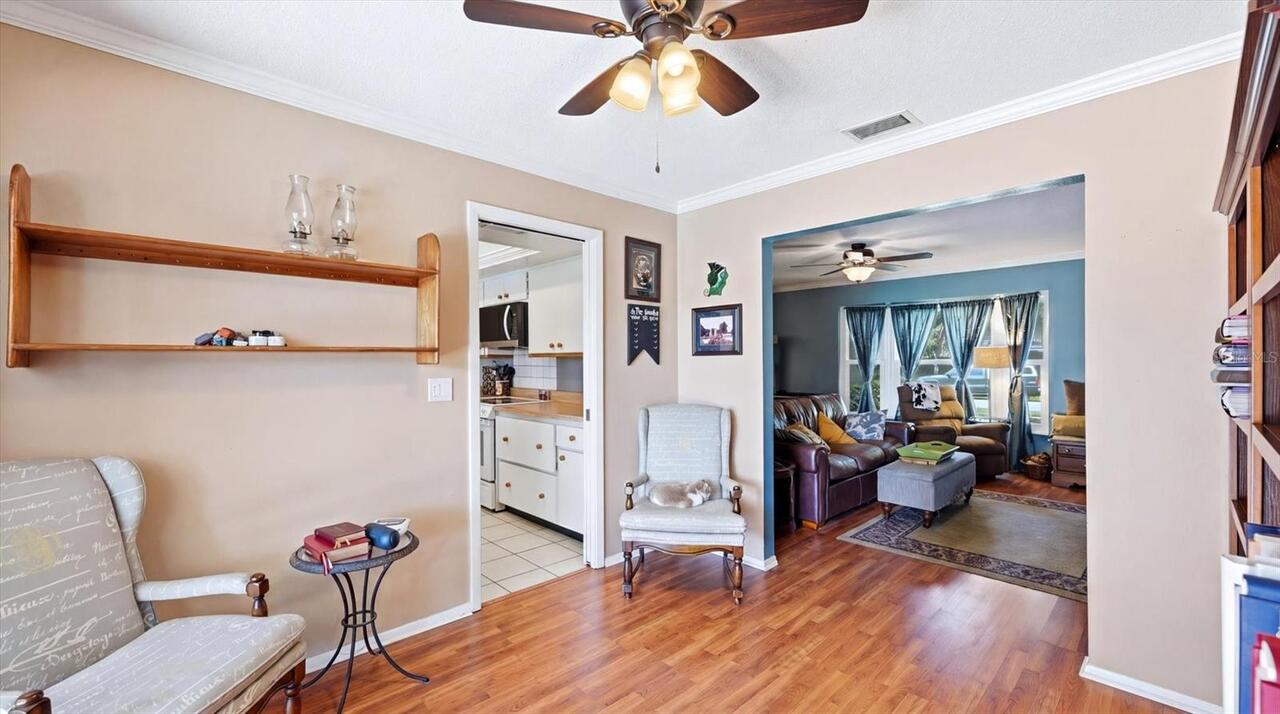 Listing Photo 10