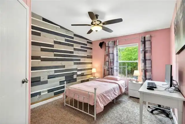 Listing Photo 18