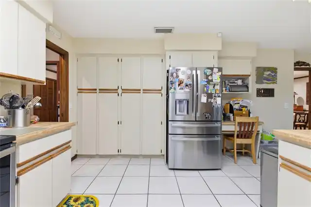 Listing Photo 16