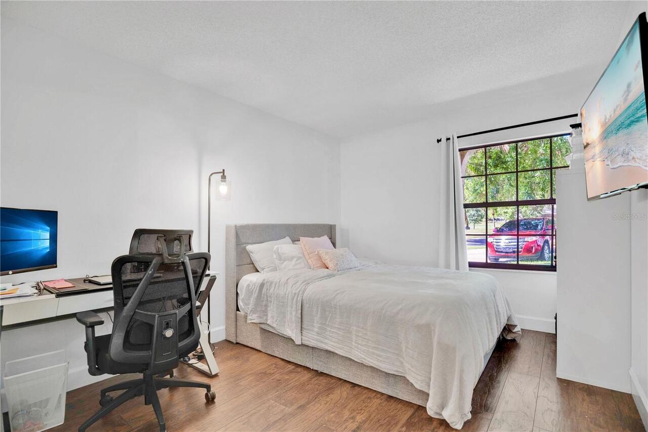 Listing Photo 21